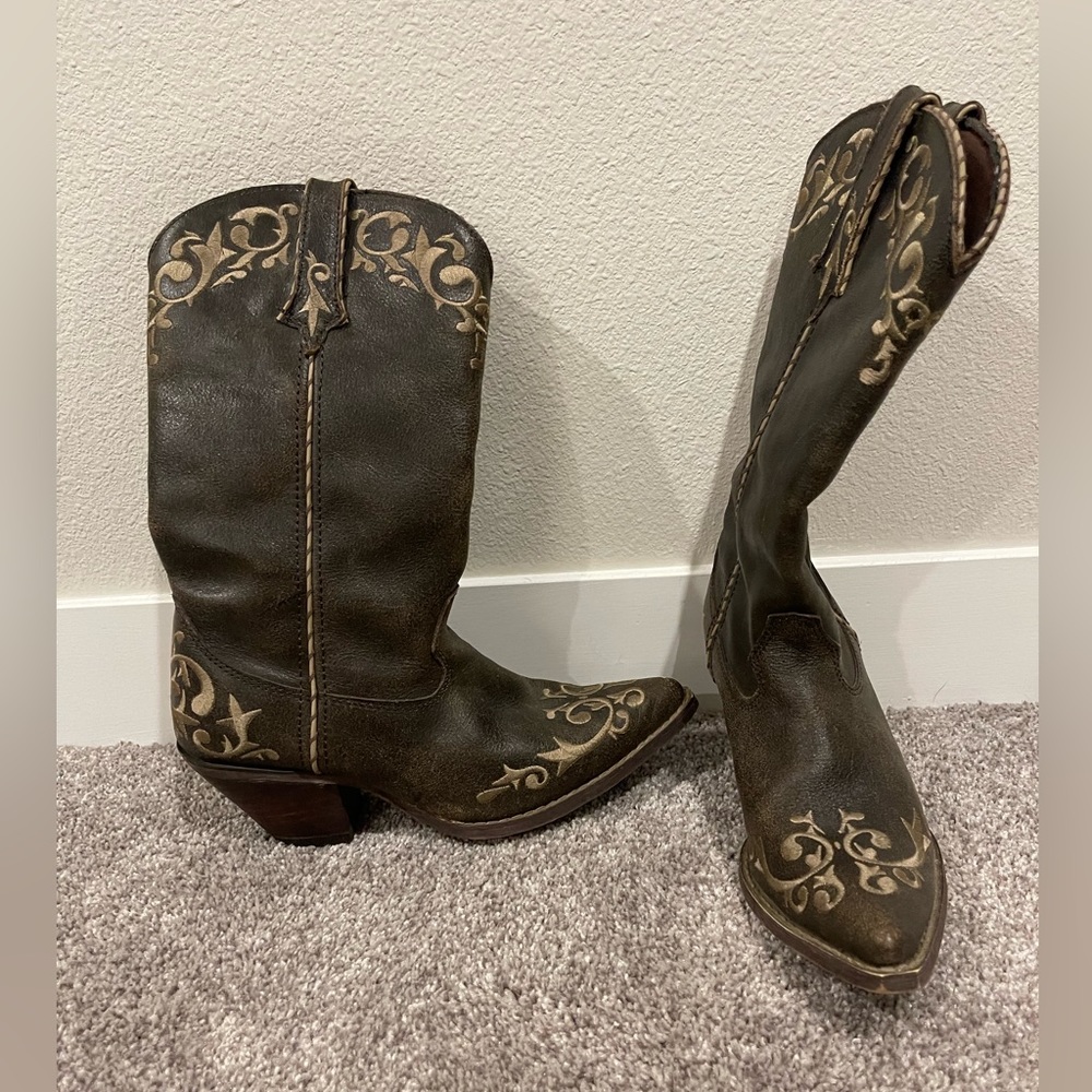Durango woman’s boots size 7